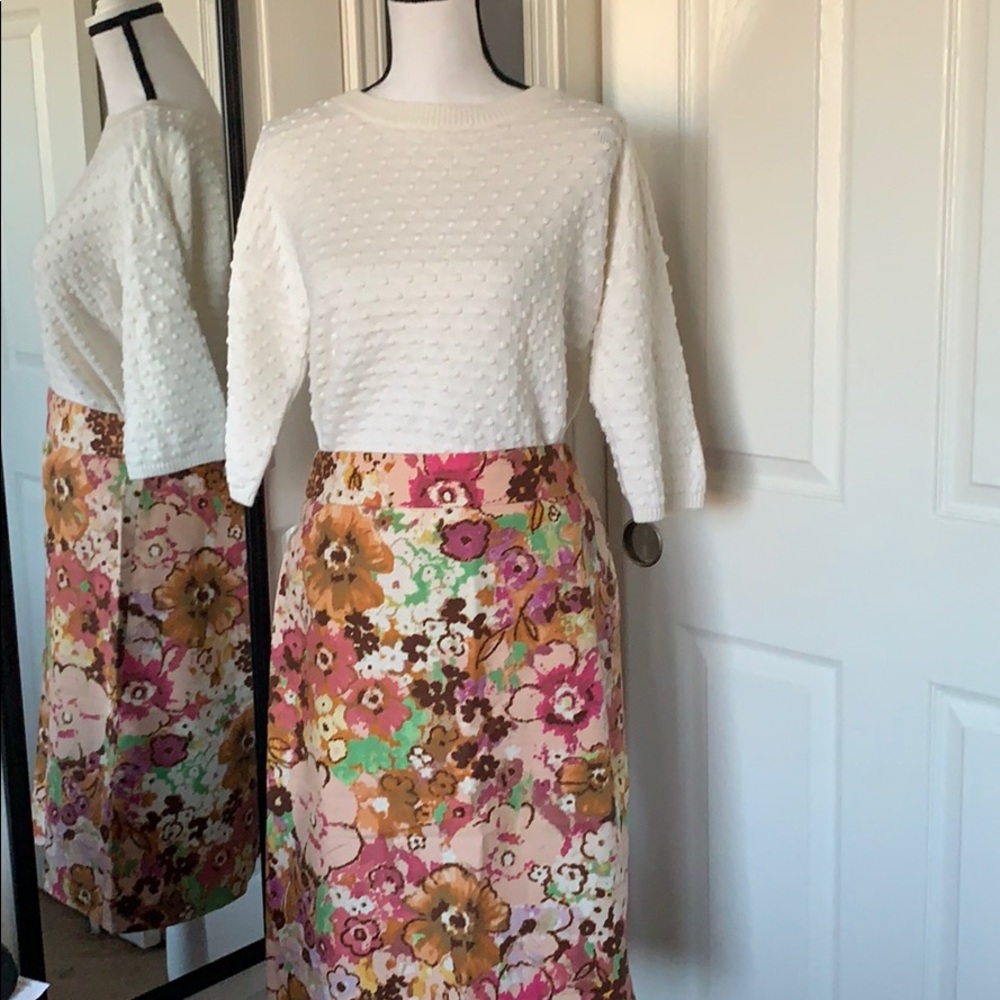 ⬇️REDUCED! J.Crew floral pencil skirt